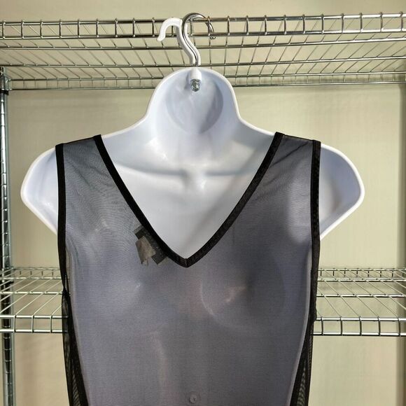 Flora Nikrooz Women’s Black Embroidered Floral Long Whimsigoth Nightgown Size M - Picture 9 of 11